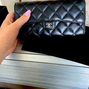 Authentic Chanel classic leather wallet
